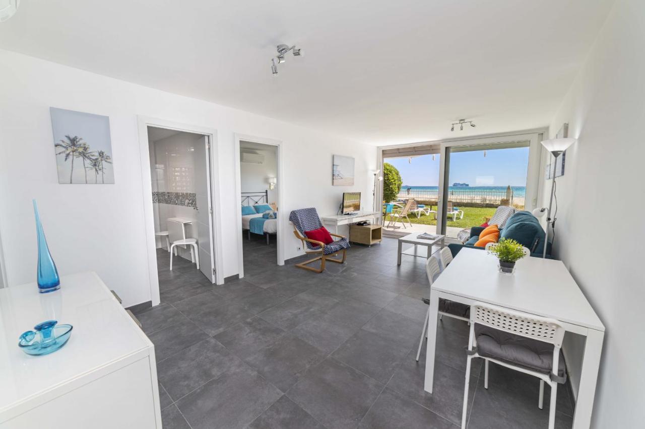 Apartment Beachfront Sonrisas
