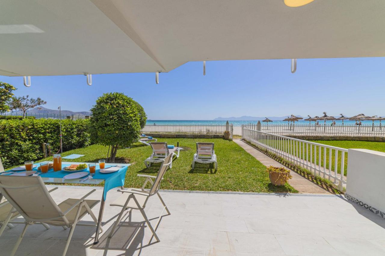 Beachfront Sonrisas Apartment