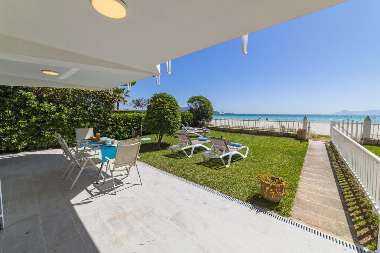 Apartment Beachfront Sonrisas *