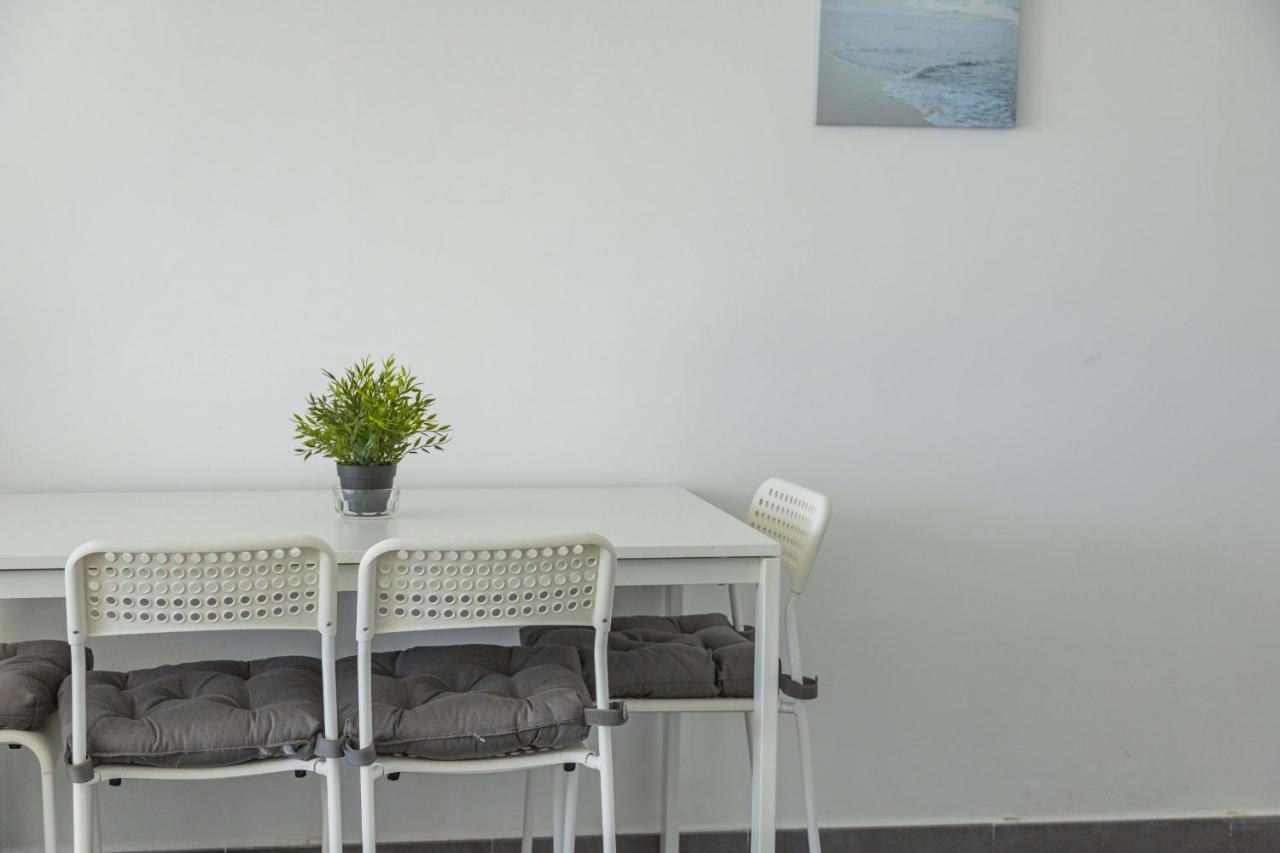 Beachfront Sonrisas Apartment
